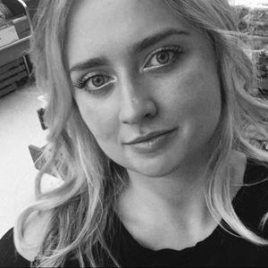 Meet your Posher, Christina